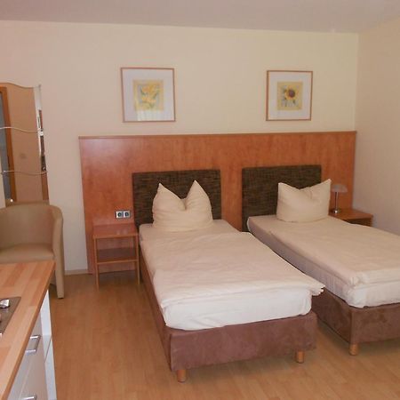 Apartment-Pension Schwalbennest Herzogenaurach Pokoj fotografie