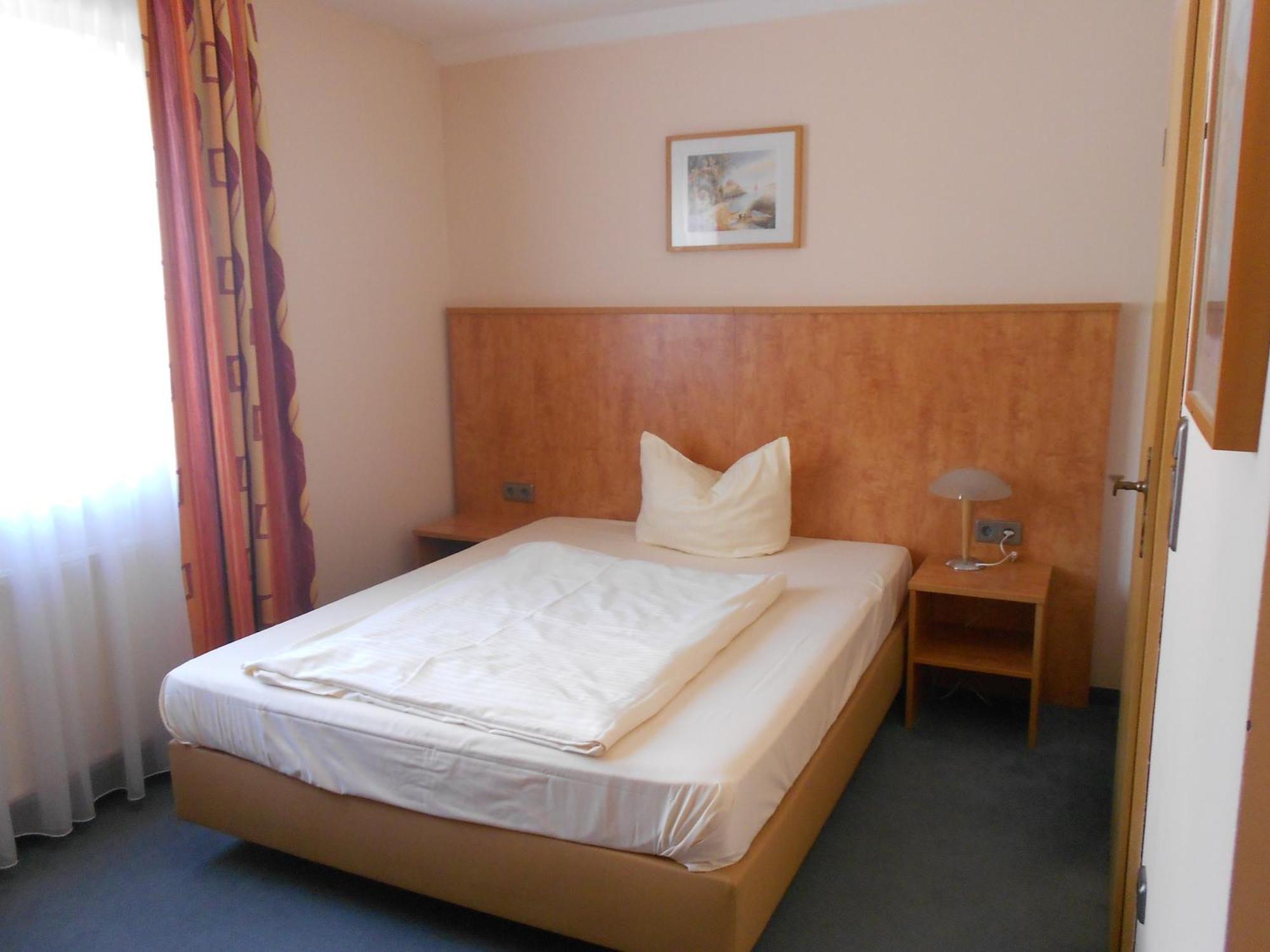 Apartment-Pension Schwalbennest Herzogenaurach Pokoj fotografie