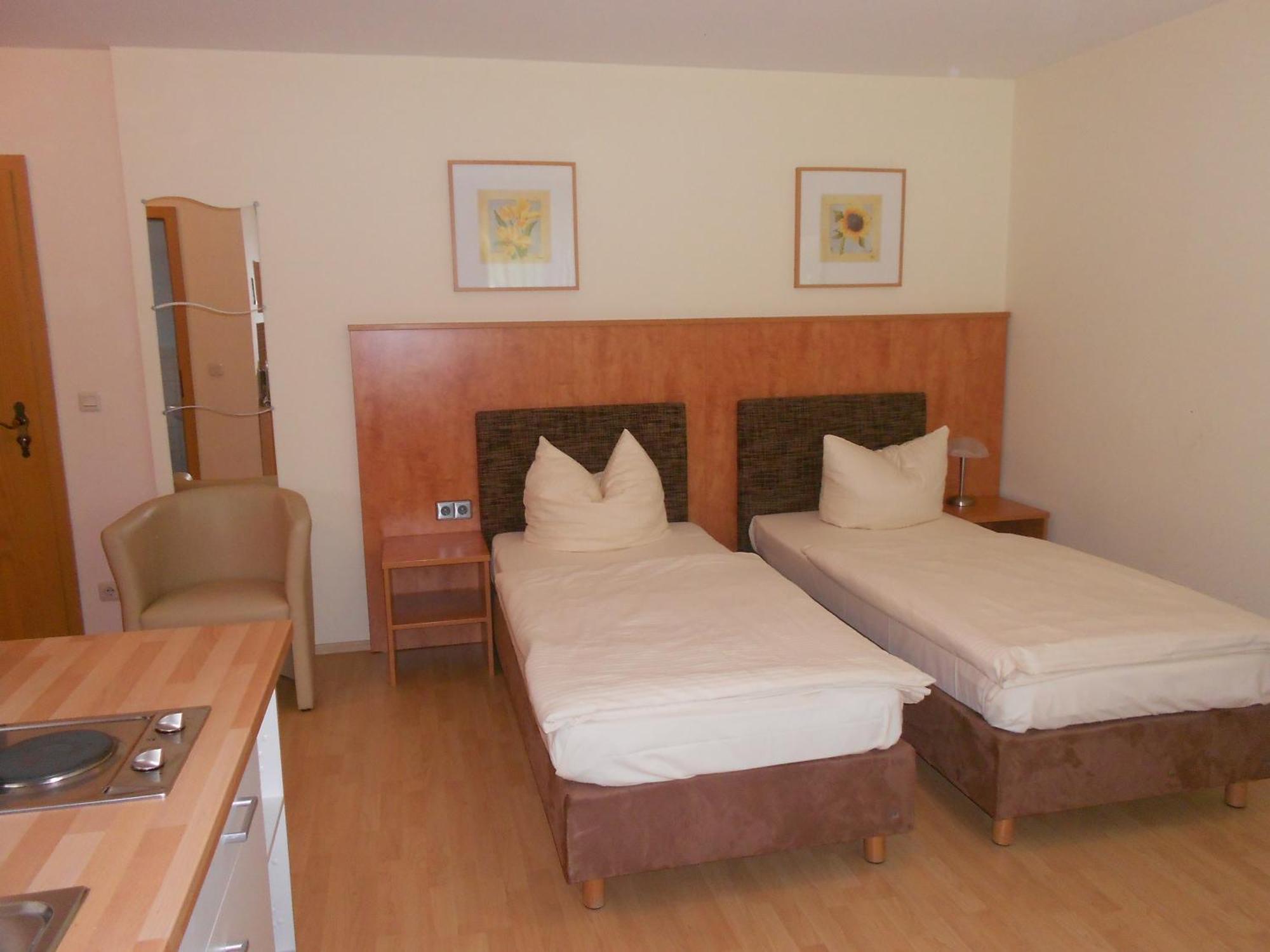 Apartment-Pension Schwalbennest Herzogenaurach Pokoj fotografie