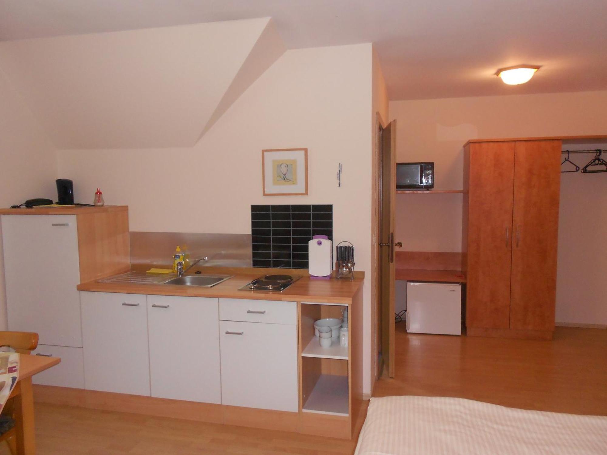 Apartment-Pension Schwalbennest Herzogenaurach Pokoj fotografie