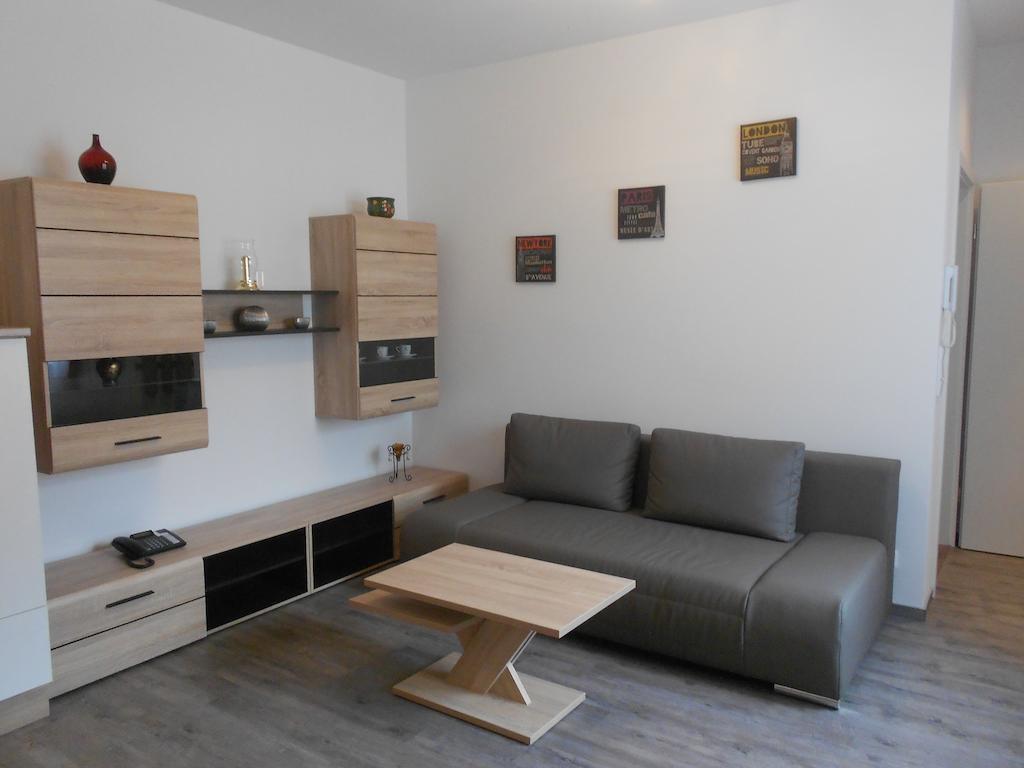 Apartment-Pension Schwalbennest Herzogenaurach Pokoj fotografie