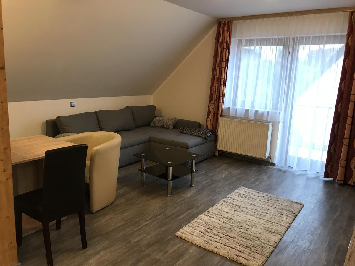 Apartment-Pension Schwalbennest Herzogenaurach Exteriér fotografie