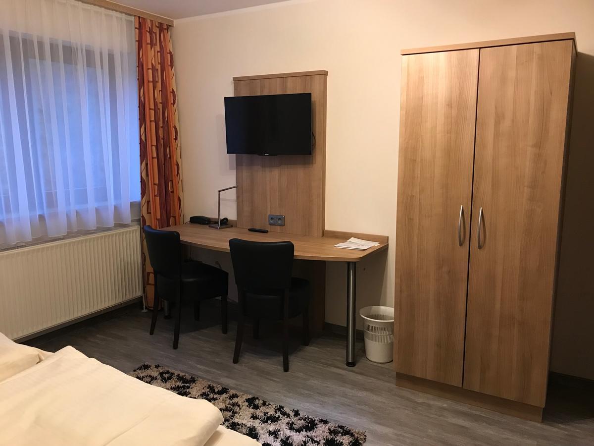Apartment-Pension Schwalbennest Herzogenaurach Pokoj fotografie